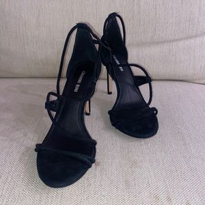 Gianni Bini BRAND NEW black suede strappy heel sandals